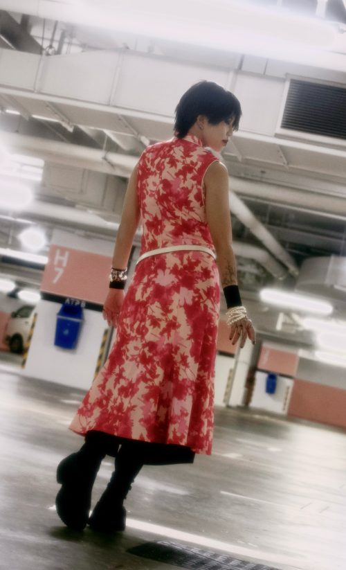 Crimson Petal Harmony - Women Sleeveless Long Qipao - Image 3